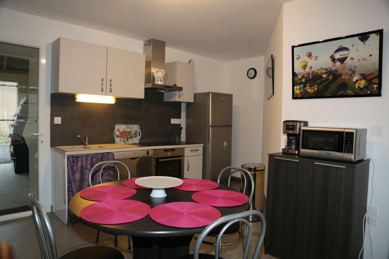 Gite Montgolfiere 6 Personnes Châtellerault Exterior foto